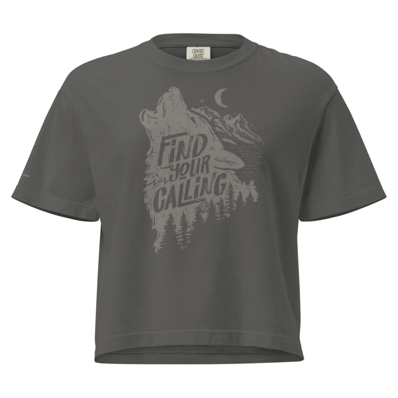 Find Your Calling Women's Wolf Boxy T-Shirt | Valhalla Wear